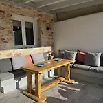Belle Vue - Pool & Seaview Вилла *